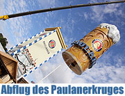 Paulaner Krug auf dem Winzerer Fähndl - 42.000 Liter Volumen, 6 Meter Hoch, Erstflug am 9.9.2011 (©Foto Martin Schmitz)